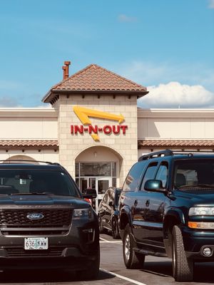In-N-Out Burger by null In-N-Out Burger by null