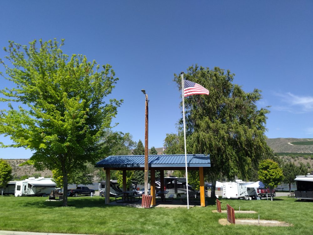 BRIDGEPORT MARINA RV PARK Updated September 2024 26 Photos 801 Jefferson Ave, Bridgeport