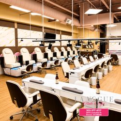 La Vogue Nails & Spa