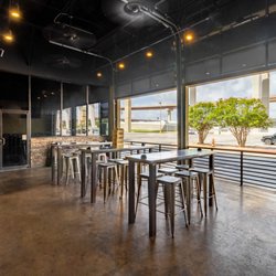 Fast Eddie's Billiards Austin-Northfork - It's always patio season at Fast Eddie's!!