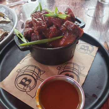 Batch Local Kitchen - Burnt ends - Cocktail Bars Near Me - West Palm Beach, Florida