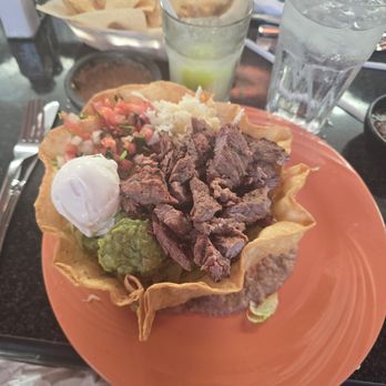Los Amigos Bar & Grill - Steak Tostada Salad - Mexican Near Me - Burbank, California Los Amigos Bar & Grill - Steak Tostada Salad - Mexican Near Me - Burbank, California