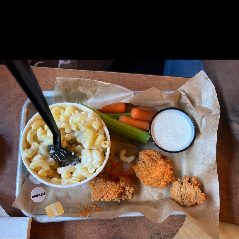 Buffalo Wild Wings - Kids' Mac & Cheese Kids' Boneless Wings - Chicken Wings Near Me - Vacaville, California