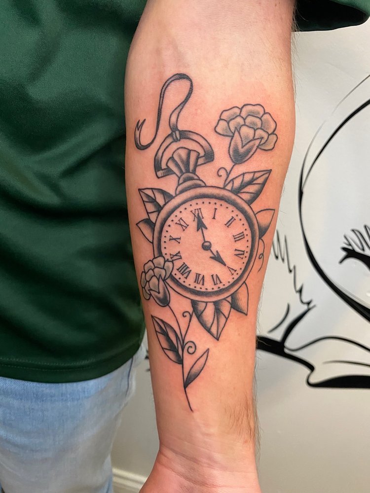 Riverside Tattoo Parlor Logo