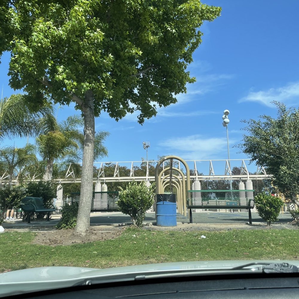 Veterans Sports Complex - Gyms Near Me - Carson, California Veterans Sports Complex - Gyms Near Me - Carson, California
