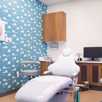 Crossroads Pediatric Dentistry - Pediatric Dentists Near Me - Aurora, Colorado Crossroads Pediatric Dentistry - Pediatric Dentists Near Me - Aurora, Colorado