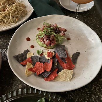 Glass Ceiling Rooftop - Tuna tartare - Lounges Near Me - New York, New York