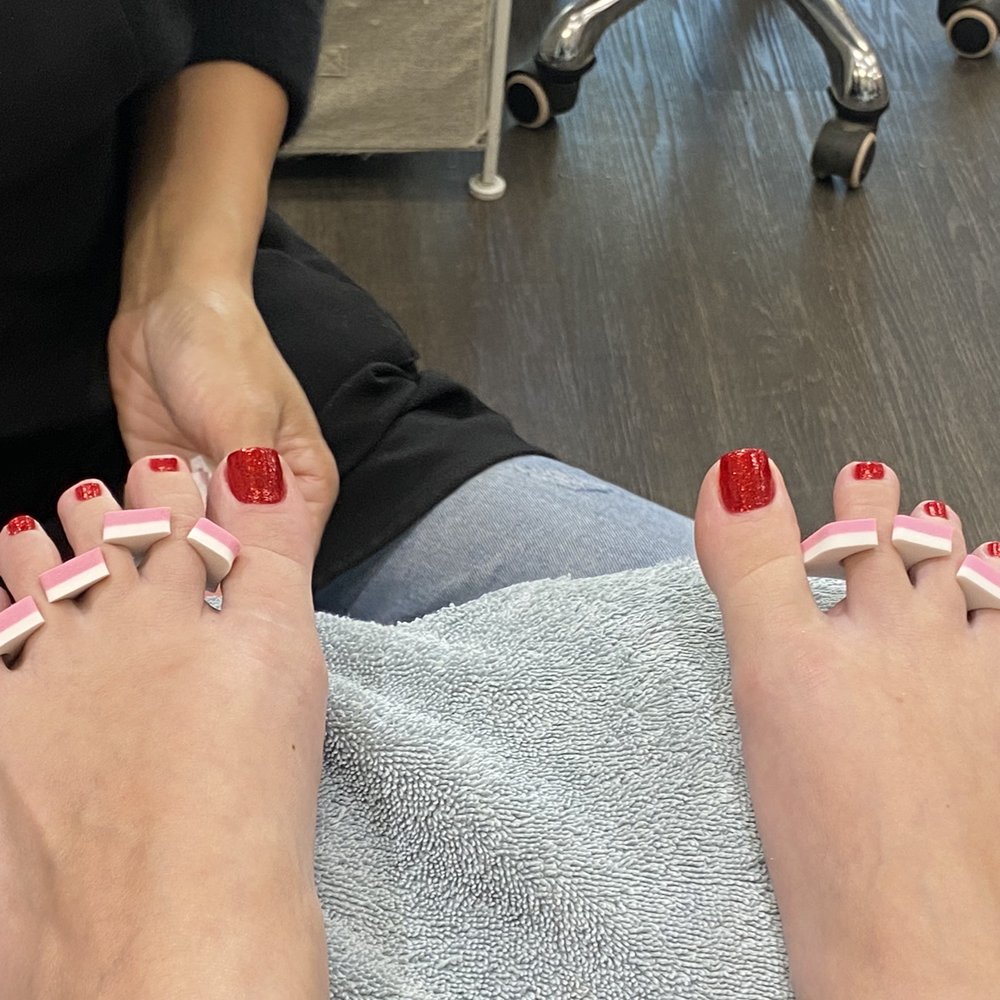 Gradient Nail - Pedicure - Nail Salons Near Me - Honolulu, Hawaii Gradient Nail - Pedicure - Nail Salons Near Me - Honolulu, Hawaii