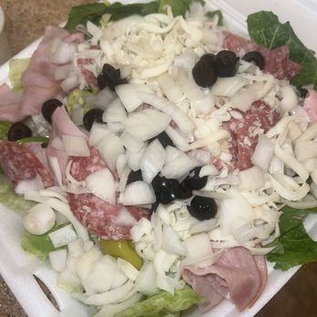 Romas Pizzeria - Chef Salad - Pizza Near Me - Sacramento, California Romas Pizzeria - Chef Salad - Pizza Near Me - Sacramento, California