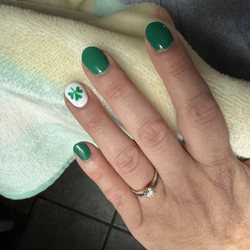 B.A.B.Y. Nail Spa - Gel mani