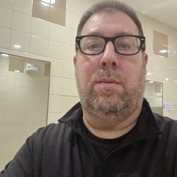 ZWash Laundry - Kevin Gmiter