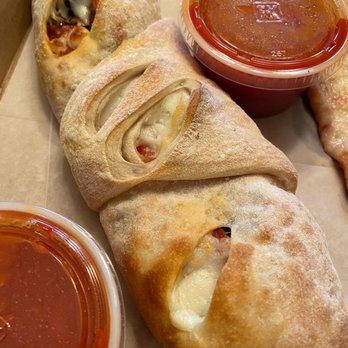 Elizabeth's Pizza - Stromboli - Italian Near Me - Greensboro, North Carolina Elizabeth's Pizza - Stromboli - Italian Near Me - Greensboro, North Carolina
