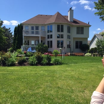 Waubonsie Lake Park - Unique house - Parks Near Me - Aurora, Illinois