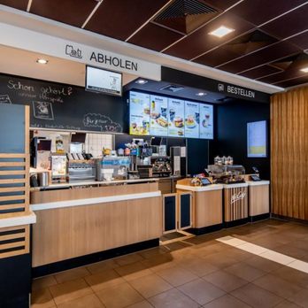 McDonald's - Fast Food Near Me - Berlin, BE