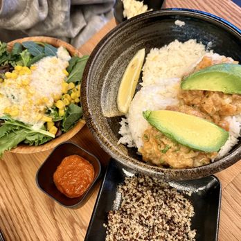 HiroNori Craft Ramen - SALMON POKÉ RICE BOWL (L). Requested for quinoa to the side. - Ramen Near Me - Tustin, California