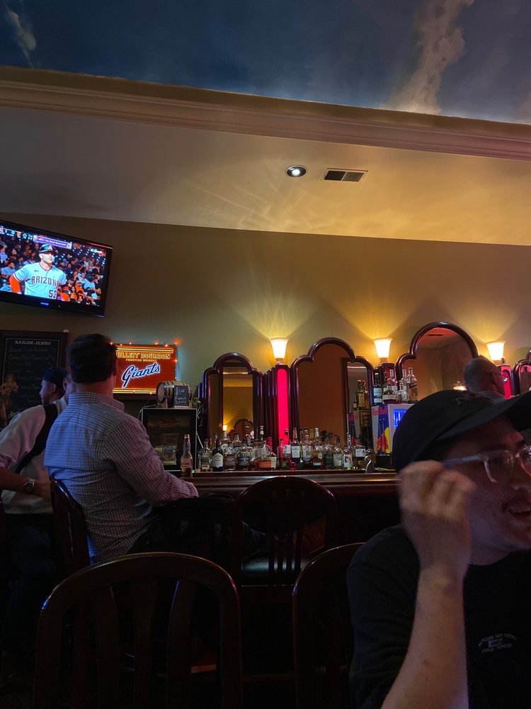 Scotty's Bar