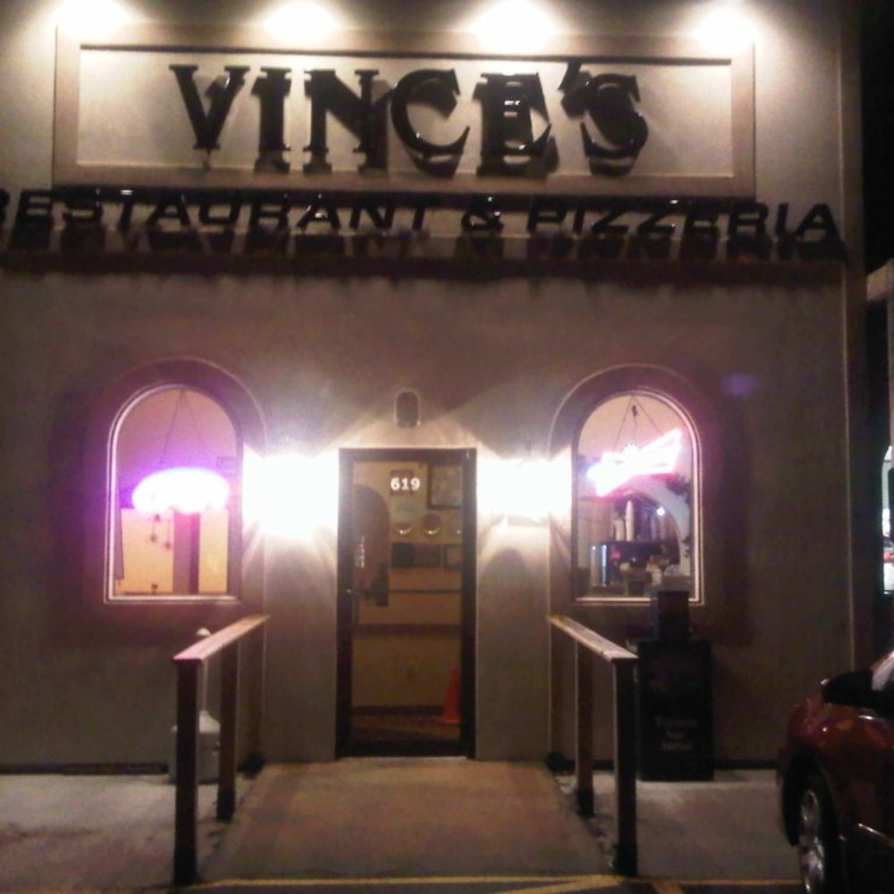Vince's Restaurant & Pizzeria - Italian Near Me - Monroe, Wisconsin