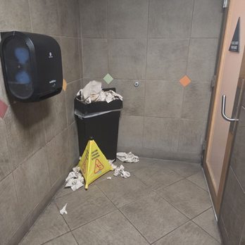 Applebee's Grill + Bar - Men's bathroom atrocious - American Near Me - Corona, California Applebee's Grill + Bar - Men's bathroom atrocious - American Near Me - Corona, California