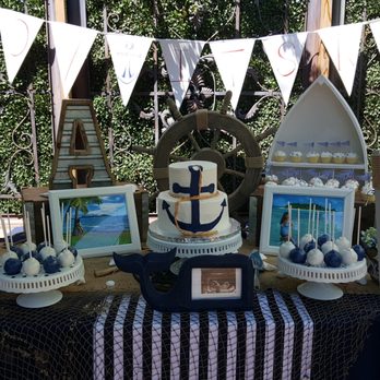 Teaspoon Treats - Yummy cake and cake pops - Desserts Near Me