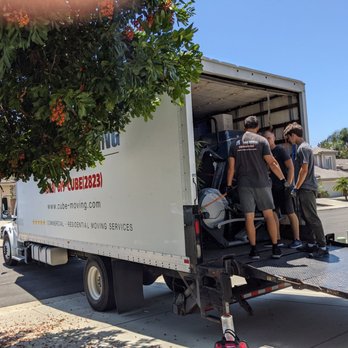 Cube Moving and Storage - Team work - Movers Near Me - San Diego, California Cube Moving and Storage - Team work - Movers Near Me - San Diego, California