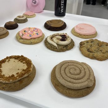 Crumbl - Whittier - Bakeries Near Me - Whittier, California Crumbl - Whittier - Bakeries Near Me - Whittier, California