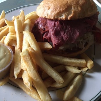 Berry Fields Cafe - Grilled Reuben on a gluten-free bun with House Fries - Cafes Near Me - Centralia, Washington