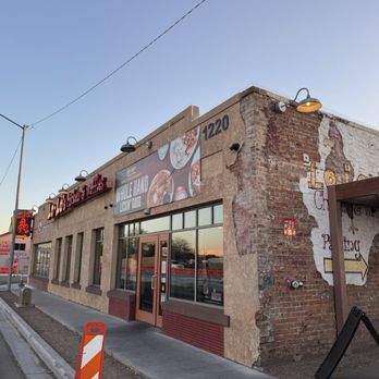 Lo-Lo's Chicken & Waffles - Exterior - Southern Near Me - Phoenix, Arizona