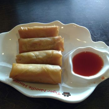 Tiger Noodle House - Complimentary Spring rolls - Chinese Near Me - Katy, Texas