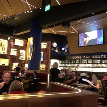 Hard Rock Cafe - Open kitchen - American Near Me - Hollywood, Florida Hard Rock Cafe - Open kitchen - American Near Me - Hollywood, Florida