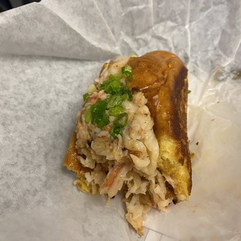 East Hampton Sandwich - Connecticut Lobster Roll - Sandwiches Near Me - Dallas, Texas East Hampton Sandwich - Connecticut Lobster Roll - Sandwiches Near Me - Dallas, Texas