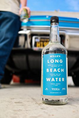 Wille's Tin Shop by null