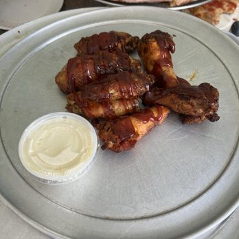 Stonehouse Pizza - BBQ chicken wings - Pizza Near Me - Waterbury, Connecticut Stonehouse Pizza - BBQ chicken wings - Pizza Near Me - Waterbury, Connecticut