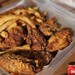 Nashville Hot Chicken - "NHC" Hot Wings (10 Wings w/ Fries)