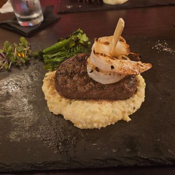 River Oak Chophouse - Steakhouses Near Me - Madison, Indiana