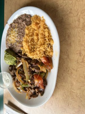 Señor G's & B by null