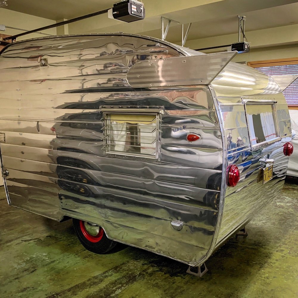 Vintage 1960 Shasta "compact" trailer. Vintage 1960 Shasta "compact" trailer.