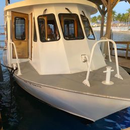 Ferry to sunset Key for Latitudes Ferry to sunset Key for Latitudes