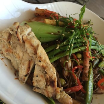 Kō - Stir fry with shrimp - Seafood Near Me - Maui, Hawaii