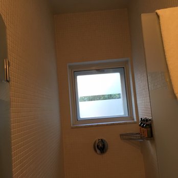 NU Hotel - Brooklyn - Rainfall shower - Hotels Near Me - Brooklyn, New York NU Hotel - Brooklyn - Rainfall shower - Hotels Near Me - Brooklyn, New York