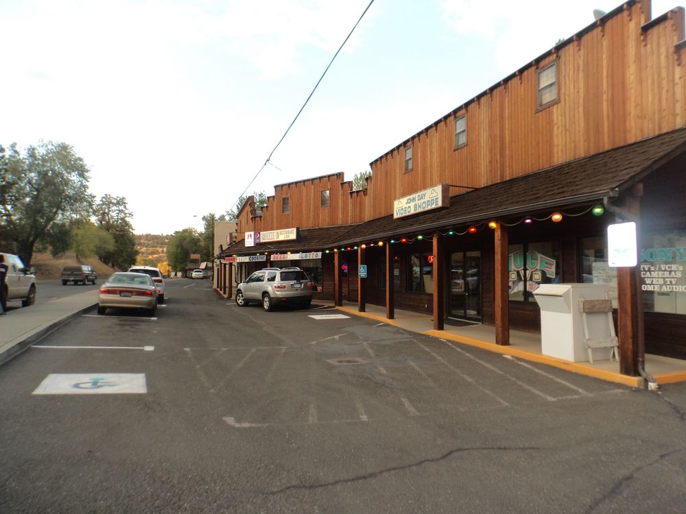 John Day Video Shoppe Logo