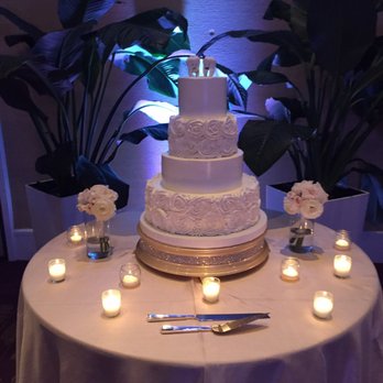 Ella's Cakes - Bakeries Near Me - Naples, Florida Ella's Cakes - Bakeries Near Me - Naples, Florida