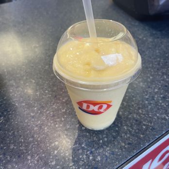 DQ Grill & Chill Restaurant - Mango pineapple smoothie - Fast Food Near Me - Niagara Falls, Ontario DQ Grill & Chill Restaurant - Mango pineapple smoothie - Fast Food Near Me - Niagara Falls, Ontario