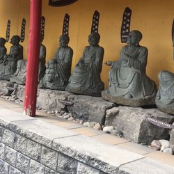 Cham Shan Temple