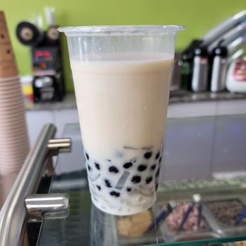 Bubble n' Berry - Coconut Milk Tea with 2 toppings (Honey Boba & Coconut Jelly) - May 2025 - Bubble Tea Near Me - Derwood, Maryland Bubble n' Berry - Coconut Milk Tea with 2 toppings (Honey Boba & Coconut Jelly) - May 2025 - Bubble Tea Near Me - Derwood, Maryland