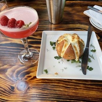 55 South - Clover club and garlic bread - Lounges Near Me - San Jose, California 55 South - Clover club and garlic bread - Lounges Near Me - San Jose, California