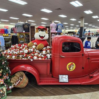 Buc-ee’s - Gas Stations Near Me - Sevierville, Tennessee