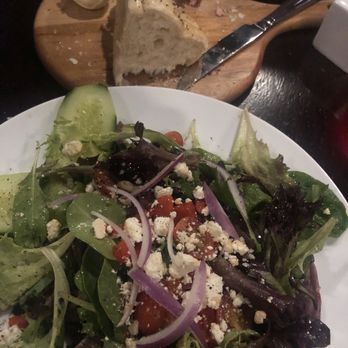 Ophelia's Restaurant & Inn - House salad with bread - New American Near Me - Independence, Missouri