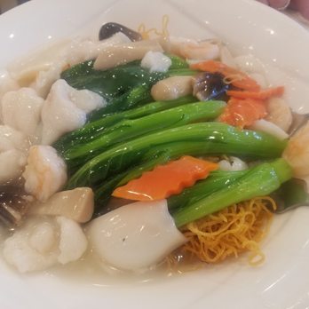 Big Skyy Bistro - Crispy Chow Mein with Seafood - Seafood Near Me - Riverside, California Big Skyy Bistro - Crispy Chow Mein with Seafood - Seafood Near Me - Riverside, California