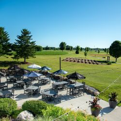 Kestrel Ridge Golf Course - Balcony overlook at Kestrel Ridge Golf Course