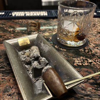 The Cigar Cellar - Yum - Cigar Bars Near Me - Kennesaw, Georgia